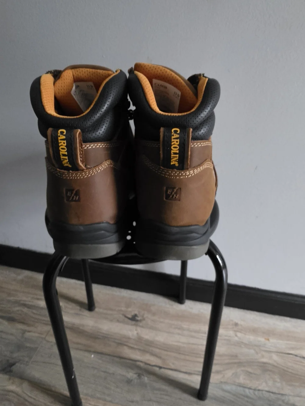 Carolina Men's Brown Work Boots - Rugged Lace-Up Safety Boot